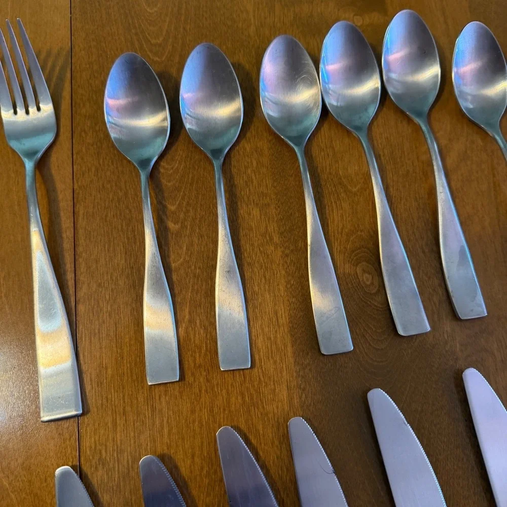 Gourmet Settings Flatware Set GS Stainless Silver Good Brushed Modern Cutlery